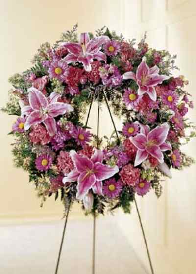 Denville Florist | Lily Wreath