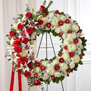 Whitham Kanapaux Morgan Funeral Home  | Red Rose Wreath